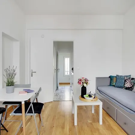 Cmg X Cozy Studio Apartment *